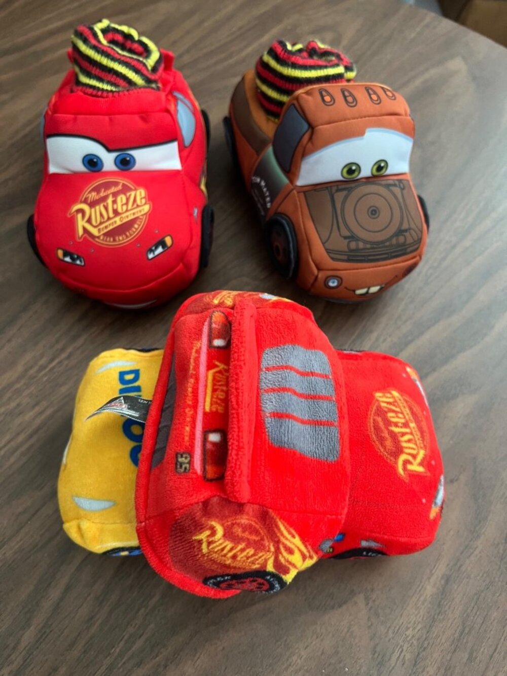 Disney Pixar Cars Slipper LOT & Reversible Lightning McQueen 2-in-1 Plush Toy - Picture 4 of 16
